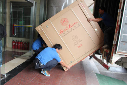 牙克石钢琴贵重工艺品无忧运